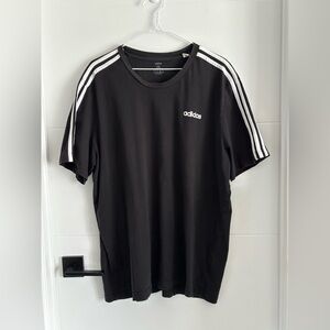 Adidas: Short Sleeve Shirt- Size 2XL (25 inches pit to pit)